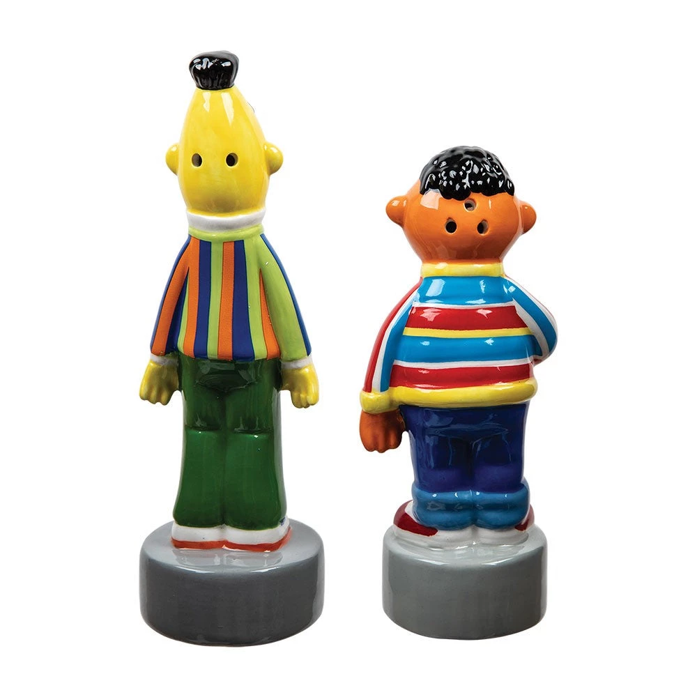 Bioworld Sesame Street Bert & Ernie Sculpted Ceramic Salt & Pepper Set 2 Bioworld Sesame Street Bert & Ernie Sculpted Ceramic Salt & Pepper Set