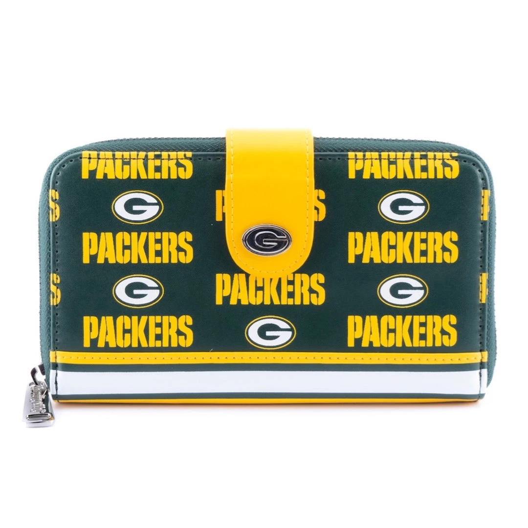 Loungefly NFL Green Bay Packers Aop Bifold Wallet 1 Loungefly NFL Green Bay Packers Aop Bifold Wallet